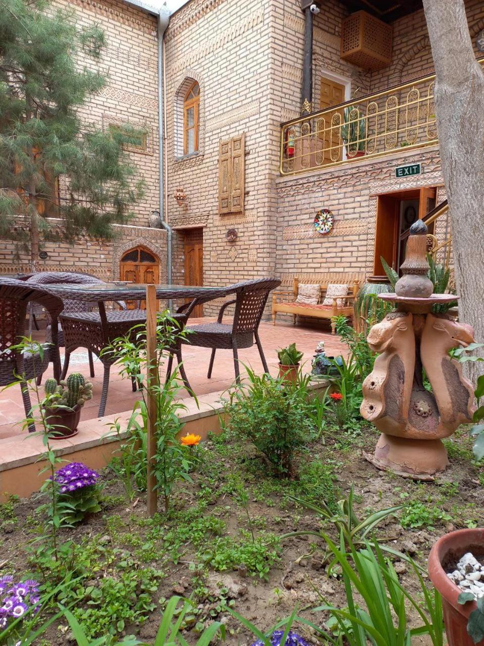 Sasha & Son Hotel Boukhara Extérieur photo