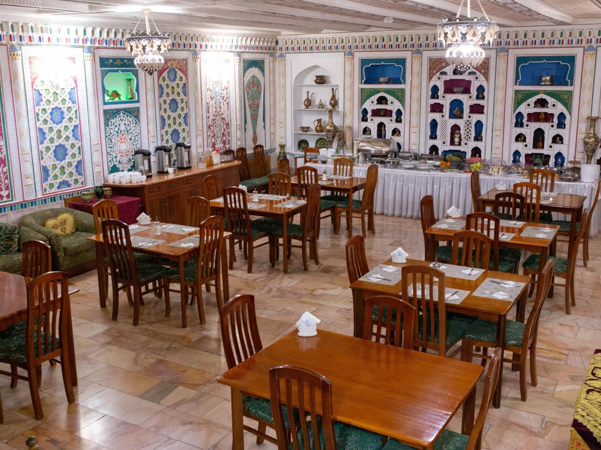 Sasha & Son Hotel Boukhara Extérieur photo