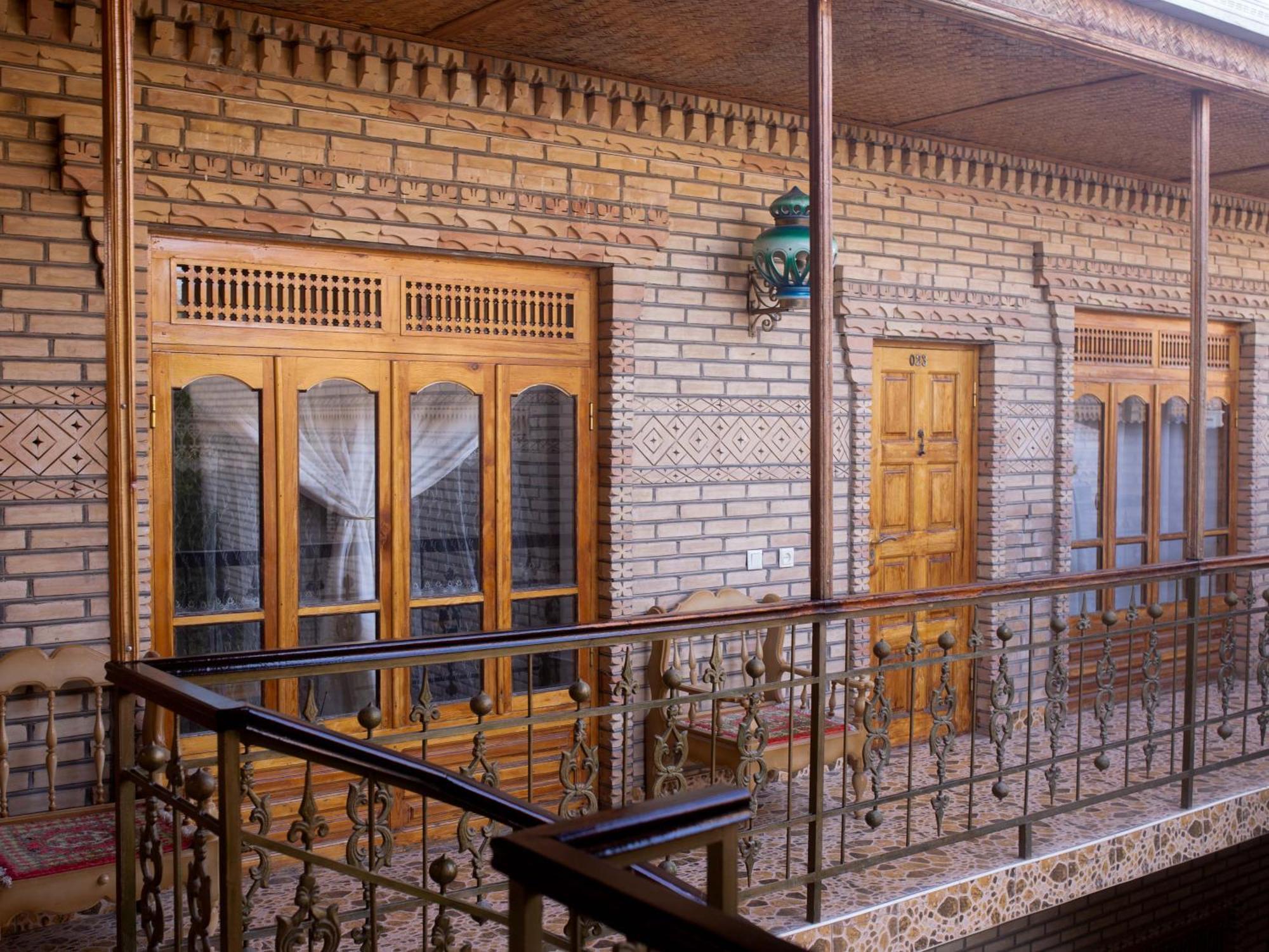 Sasha & Son Hotel Boukhara Extérieur photo
