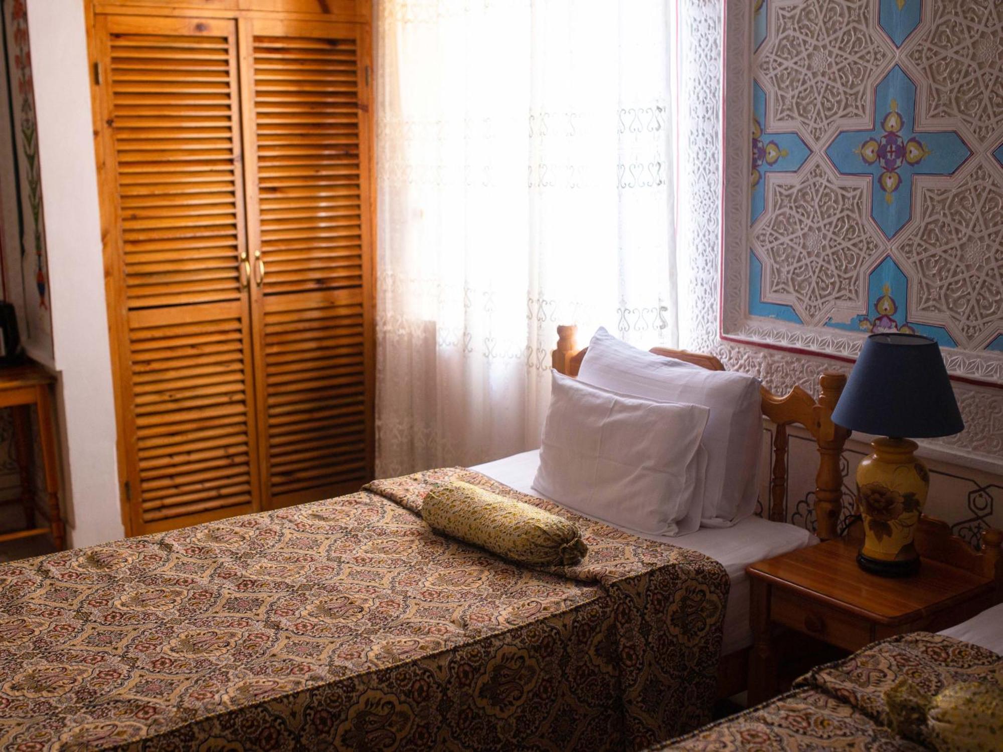 Sasha & Son Hotel Boukhara Extérieur photo