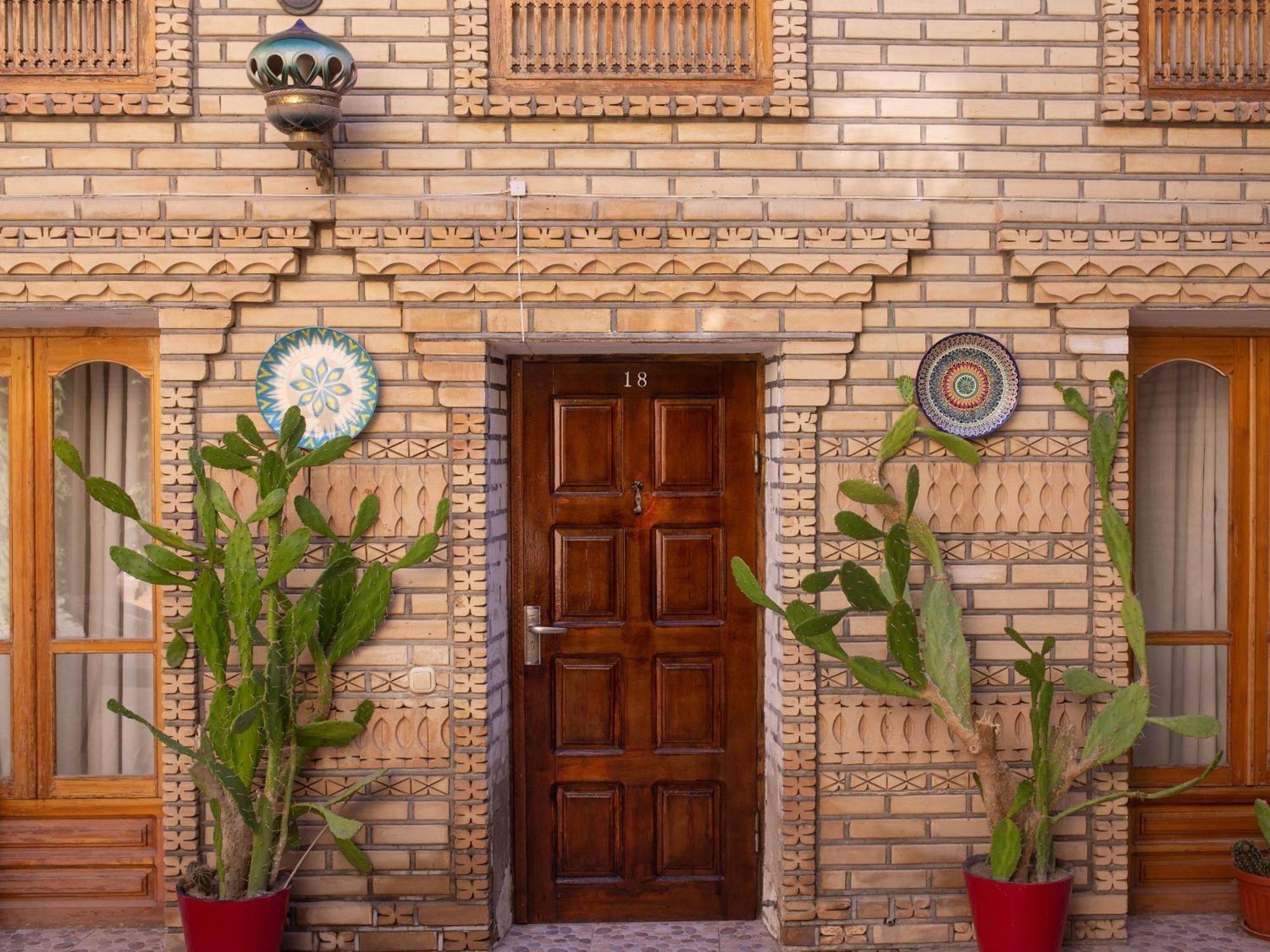 Sasha & Son Hotel Boukhara Extérieur photo